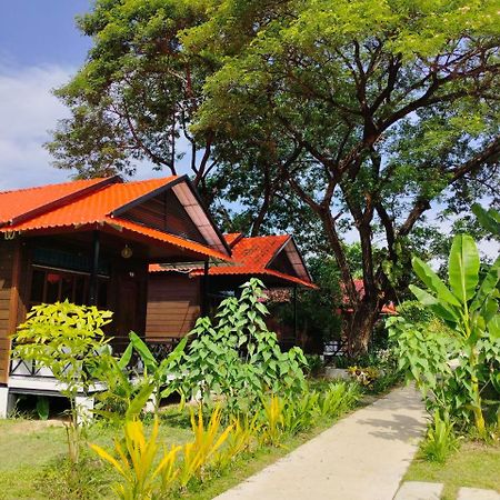 Densy Angkor Bungalow Siem Reap Exterior photo