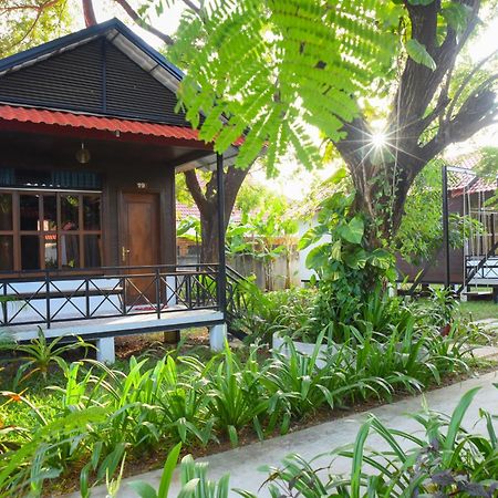 Densy Angkor Bungalow Siem Reap Exterior photo
